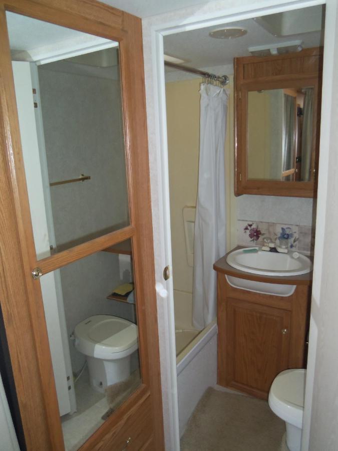 A Comfortable Place To Rest Or Play At Fort Myers Beach Rv Resort Форт-Маєрс Екстер'єр фото